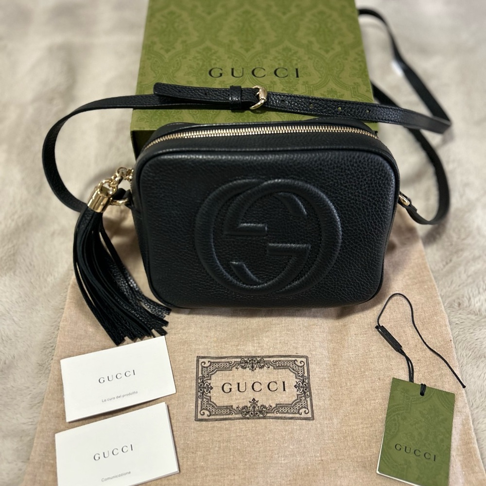 GUCCI Black SoHo Disco Crossbody Bag